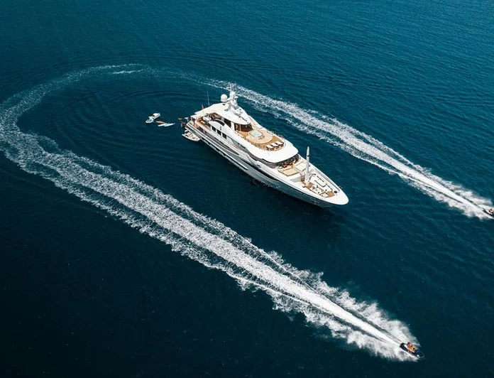 DEEP BLUE - photo 13, DEEP BLUE yacht charter