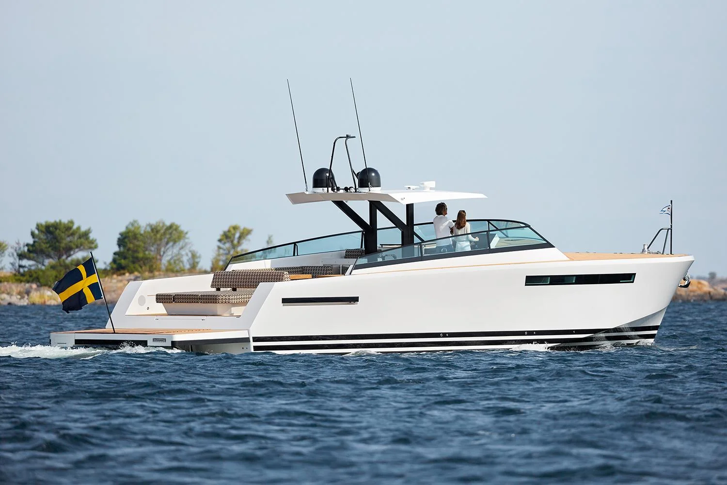Delta 60 Open - photo 37 yacht charter Cannes