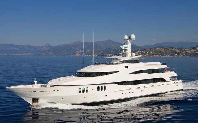 DIAMOND - superyacht for week charter