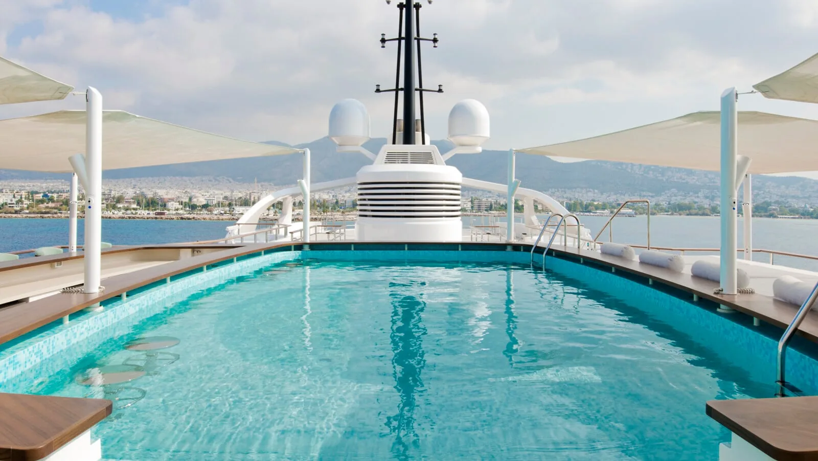 DREAM - photo 7 yacht charter Cannes