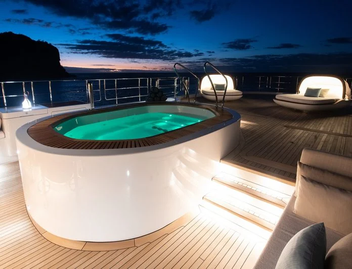 DRIFTWOOD - photo 11, DRIFTWOOD yacht charter