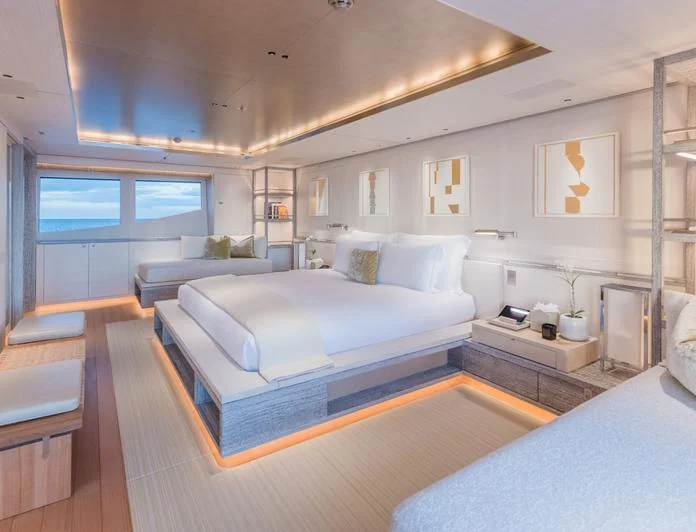 DRIFTWOOD - photo 16, DRIFTWOOD yacht charter