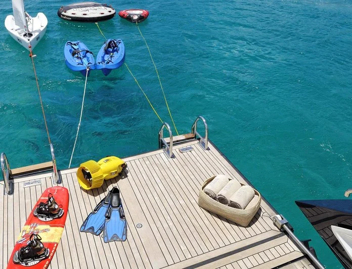 DRUMBEAT - photo 5, DRUMBEAT yacht charter