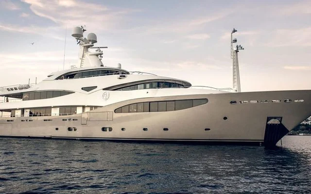 ELENI - superyacht for week charter