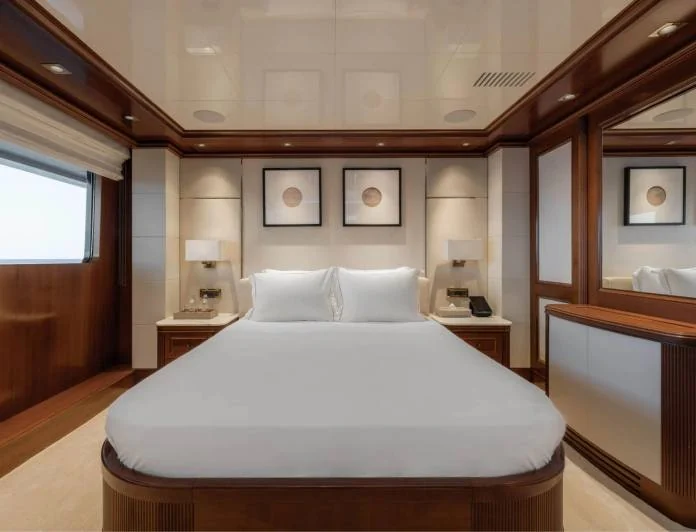 EMIR - photo 8, EMIR yacht charter