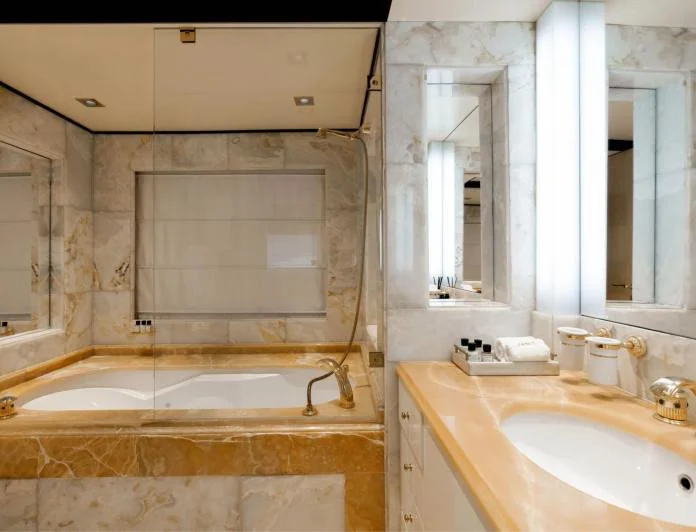 EMIR - photo 9, EMIR yacht charter