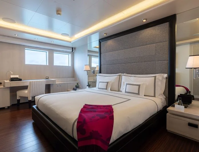 ESMERALDA II - photo 6, ESMERALDA II yacht charter