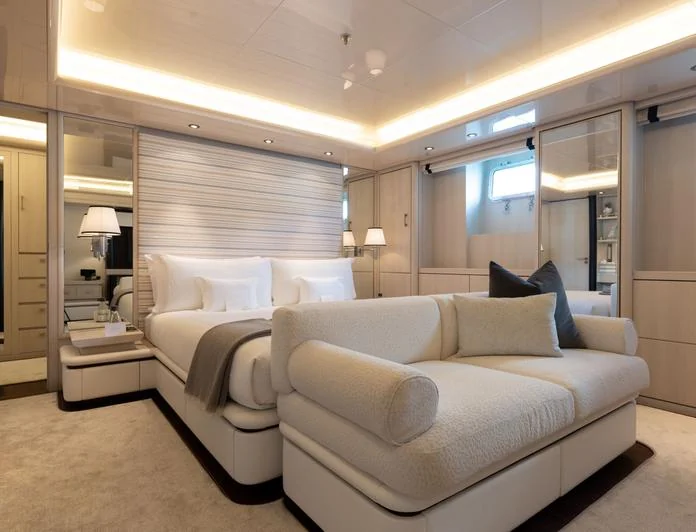 ESMERALDA II - photo 9, ESMERALDA II yacht charter