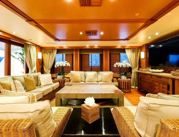 ESMERALDA - photo 9, ESMERALDA yacht charter