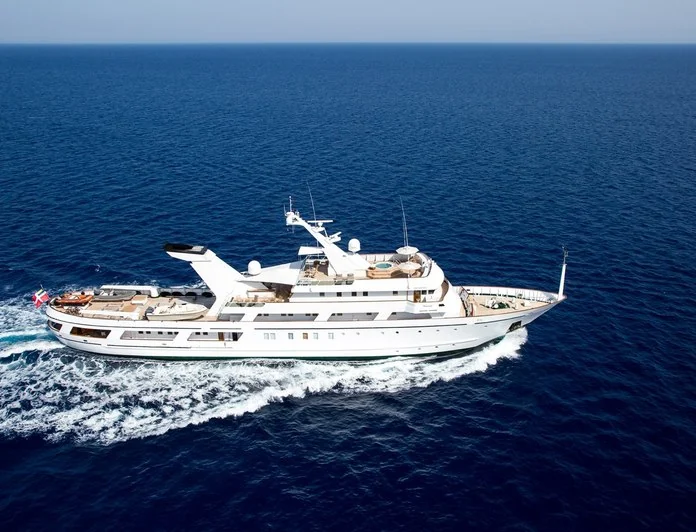 ESMERALDA - photo 14, ESMERALDA yacht charter