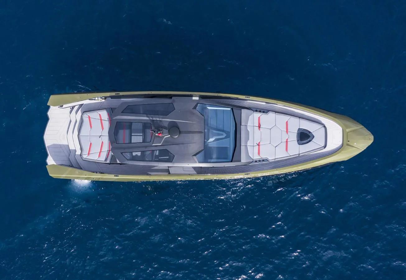 Fast One - photo 3 yacht charter Cannes