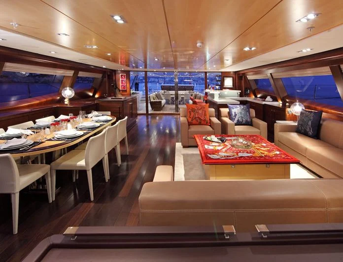 FAVOURITE CHILD - photo 2, FAVOURITE CHILD yacht charter