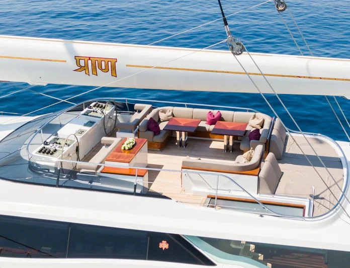 FAVOURITE CHILD - photo 8, FAVOURITE CHILD yacht charter
