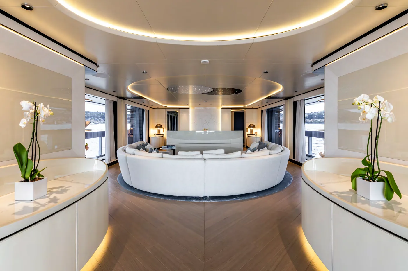 Felicita - photo 9 yacht charter Cannes