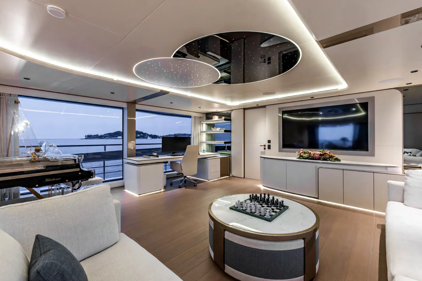 Felicita - photo 29 yacht charter Cannes