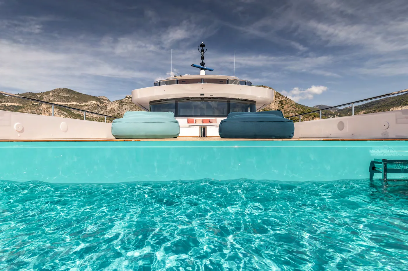 Felicita - photo 38 yacht charter Cannes