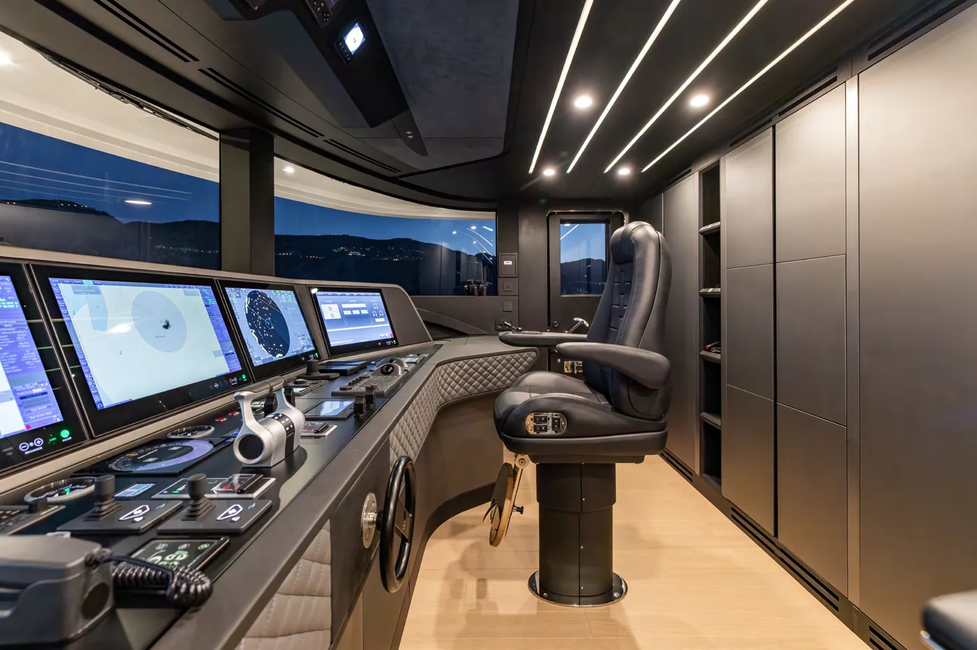 Felicita - photo 40 yacht charter Cannes