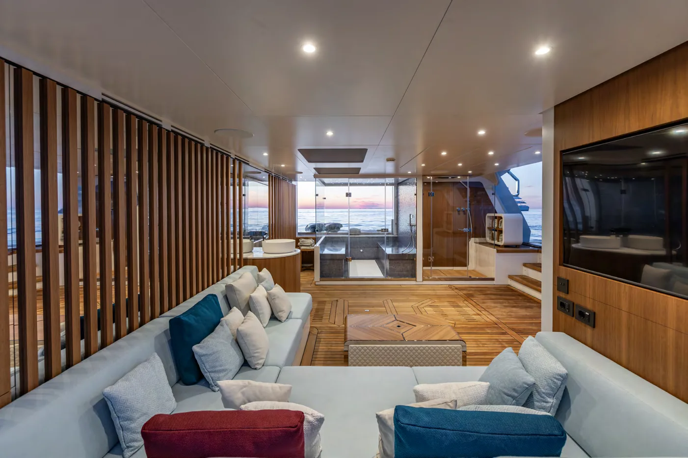 Felicita - photo 47 yacht charter Cannes