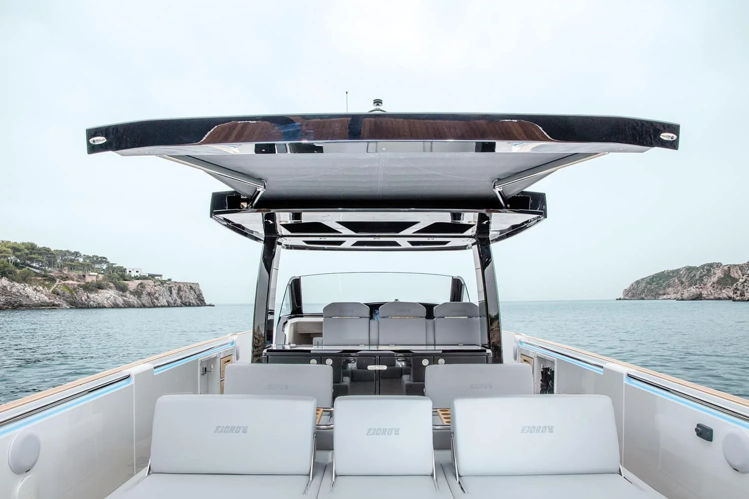 Fjord 44 Open - photo 8 yacht charter Cannes