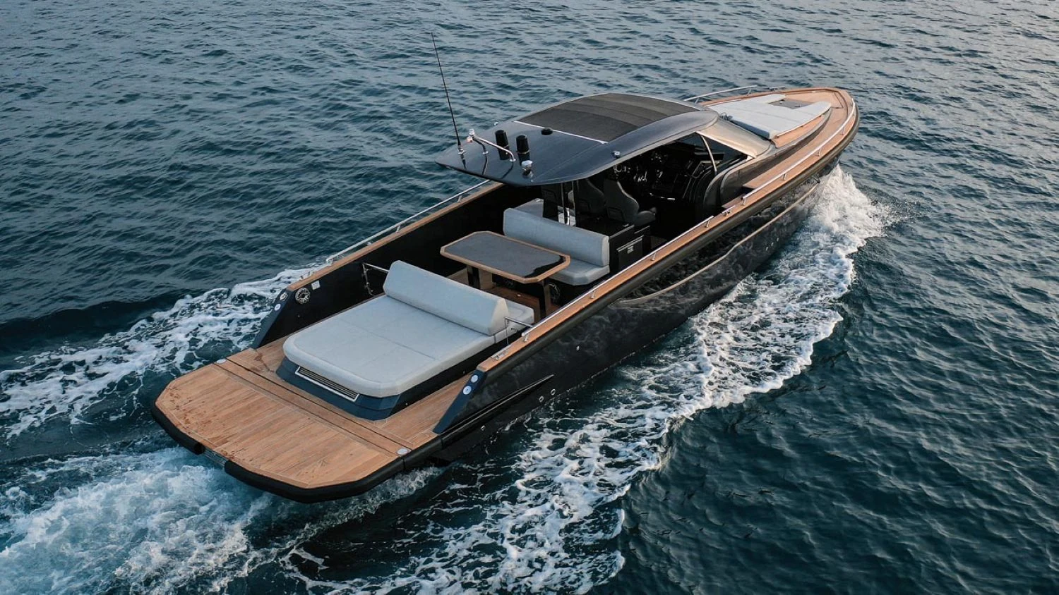 Focus Forza 37 - photo 1 yacht charter Cannes