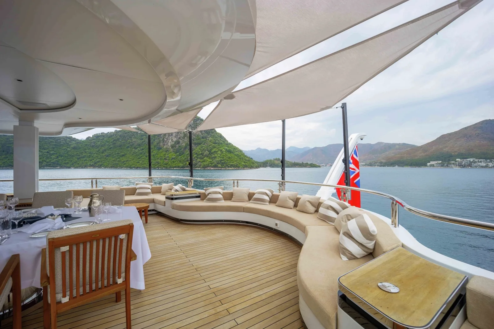 FORTUNA - photo 10 yacht charter Cannes