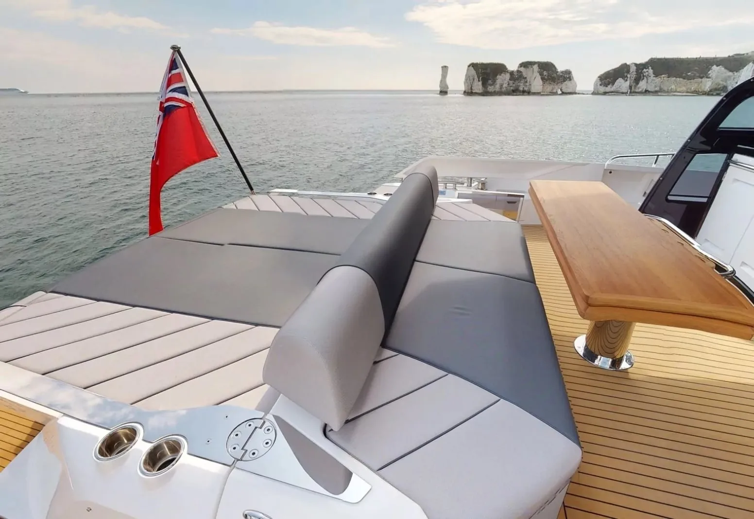FORZA - photo 7 yacht charter Cannes