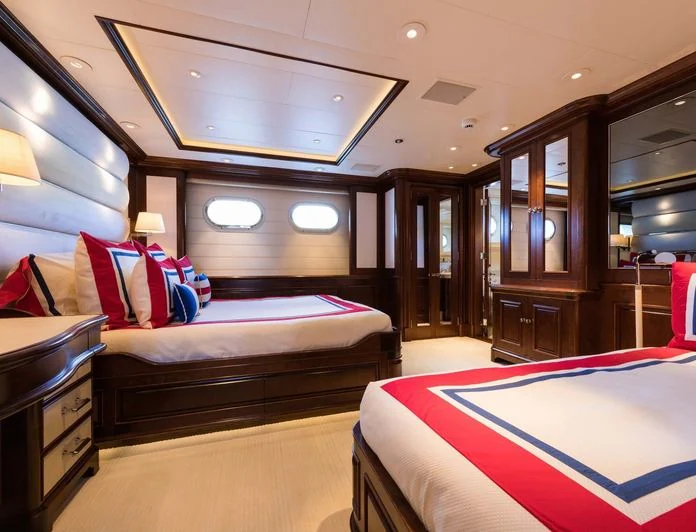 FOS - photo 7, FOS yacht charter