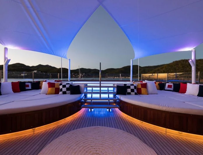 FOS - photo 8, FOS yacht charter