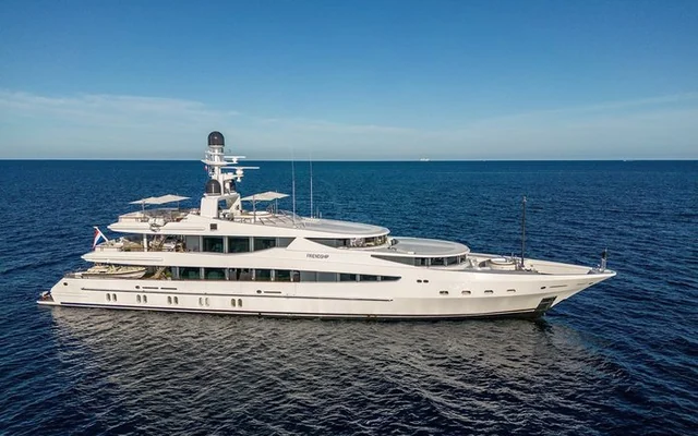 FRIENDSHIP - superyacht for week charter