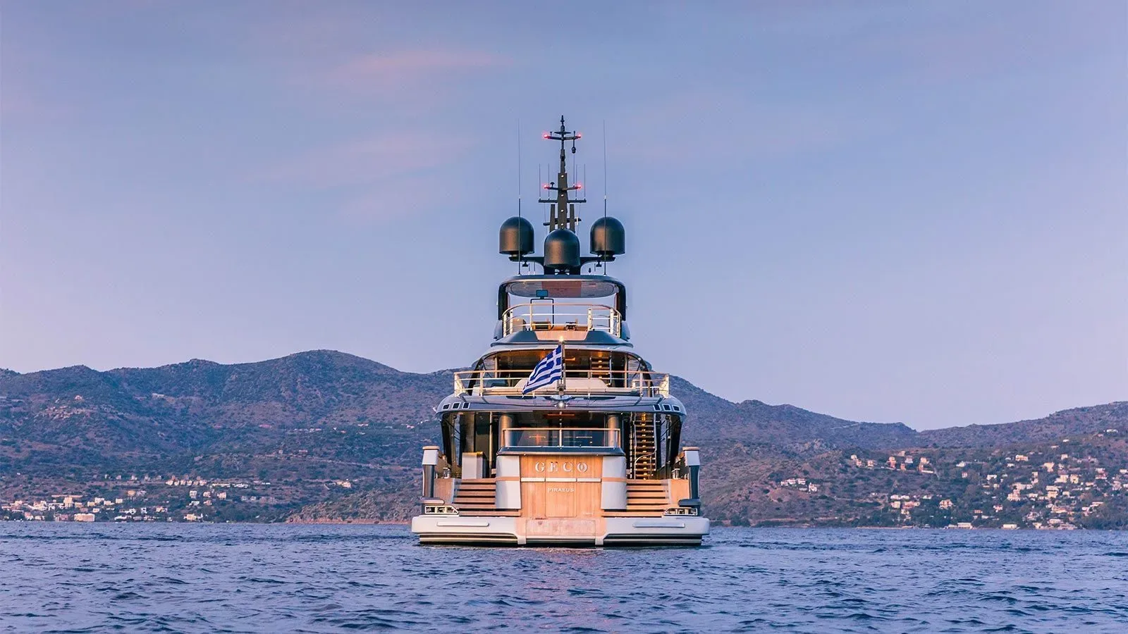 GECO - photo 8 yacht charter Cannes