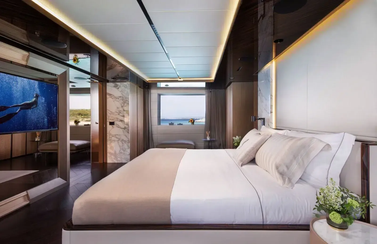 GECO - photo 31 yacht charter Cannes