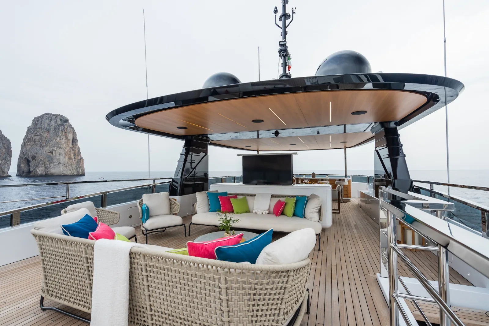 HALARA - photo 9 yacht charter Cannes