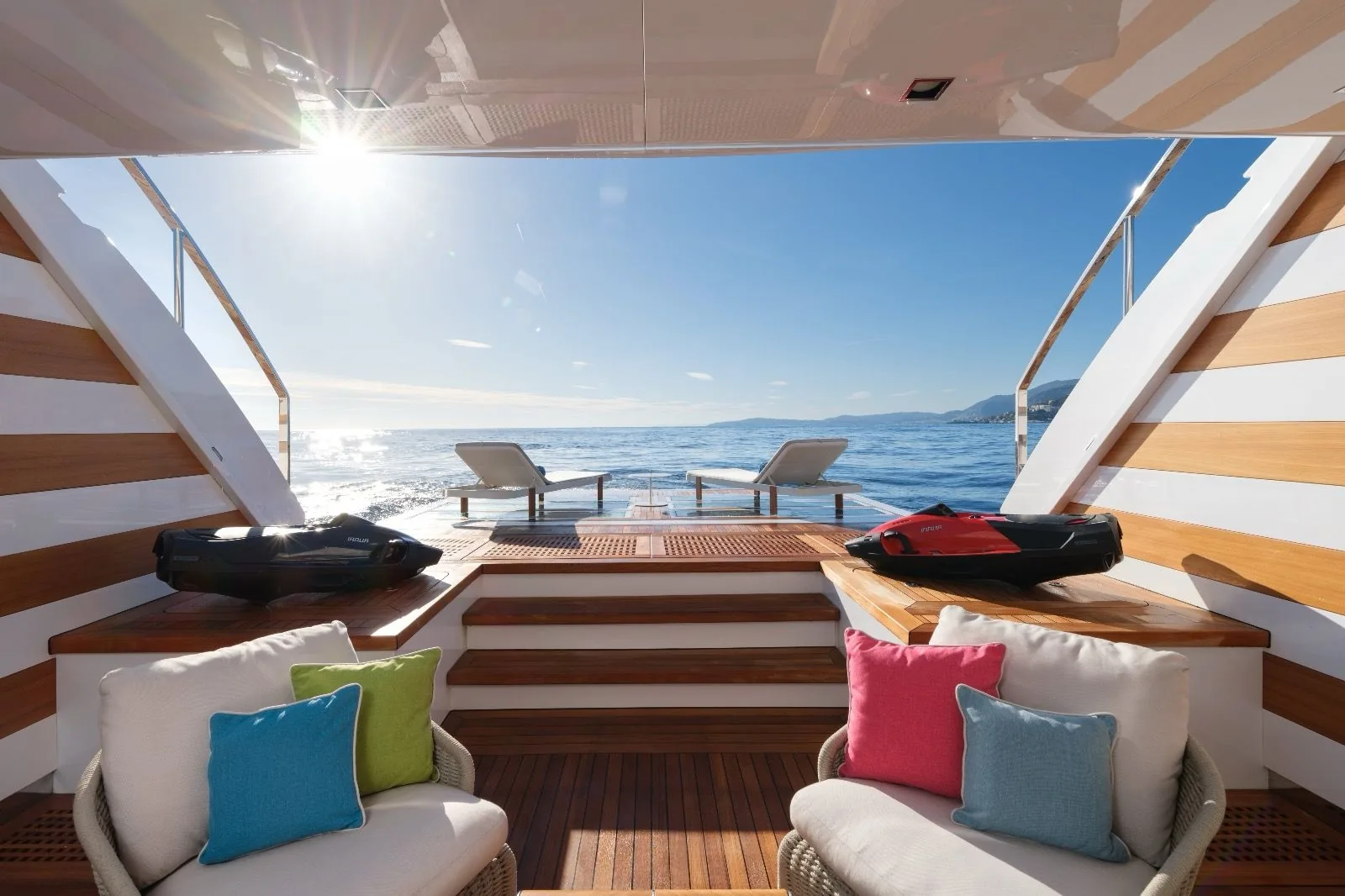 HALARA - photo 12 yacht charter Cannes