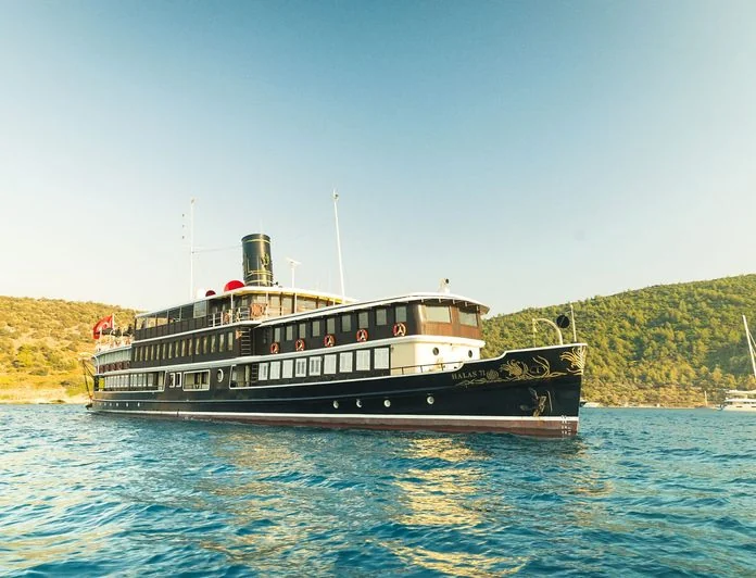 HALAS 71 - photo 1, HALAS 71 yacht charter
