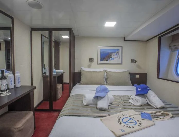 HARMONY V - photo 4, HARMONY V yacht charter