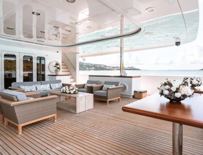HOLDIN' MY OWN - photo 16, HOLDIN' MY OWN yacht charter