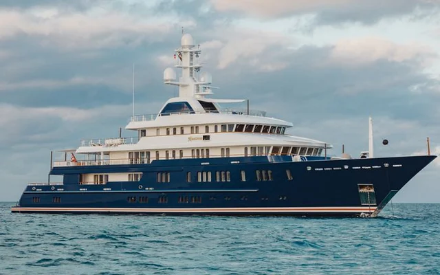 HUNTRESS - superyacht for week charter