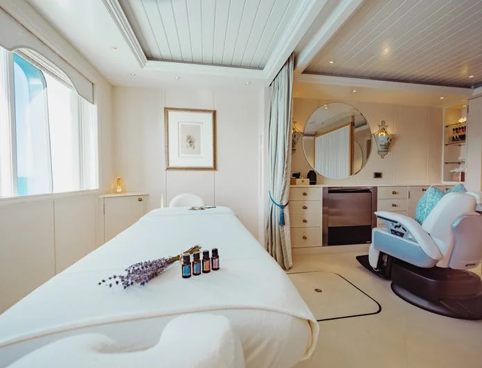 HUNTRESS - photo 10, HUNTRESS yacht charter