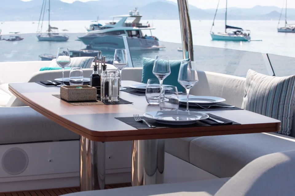 IMAGINE - photo 5 yacht charter Cannes