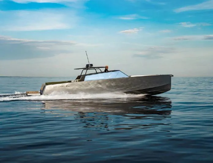 IMMERSIVE - photo 11, IMMERSIVE yacht charter