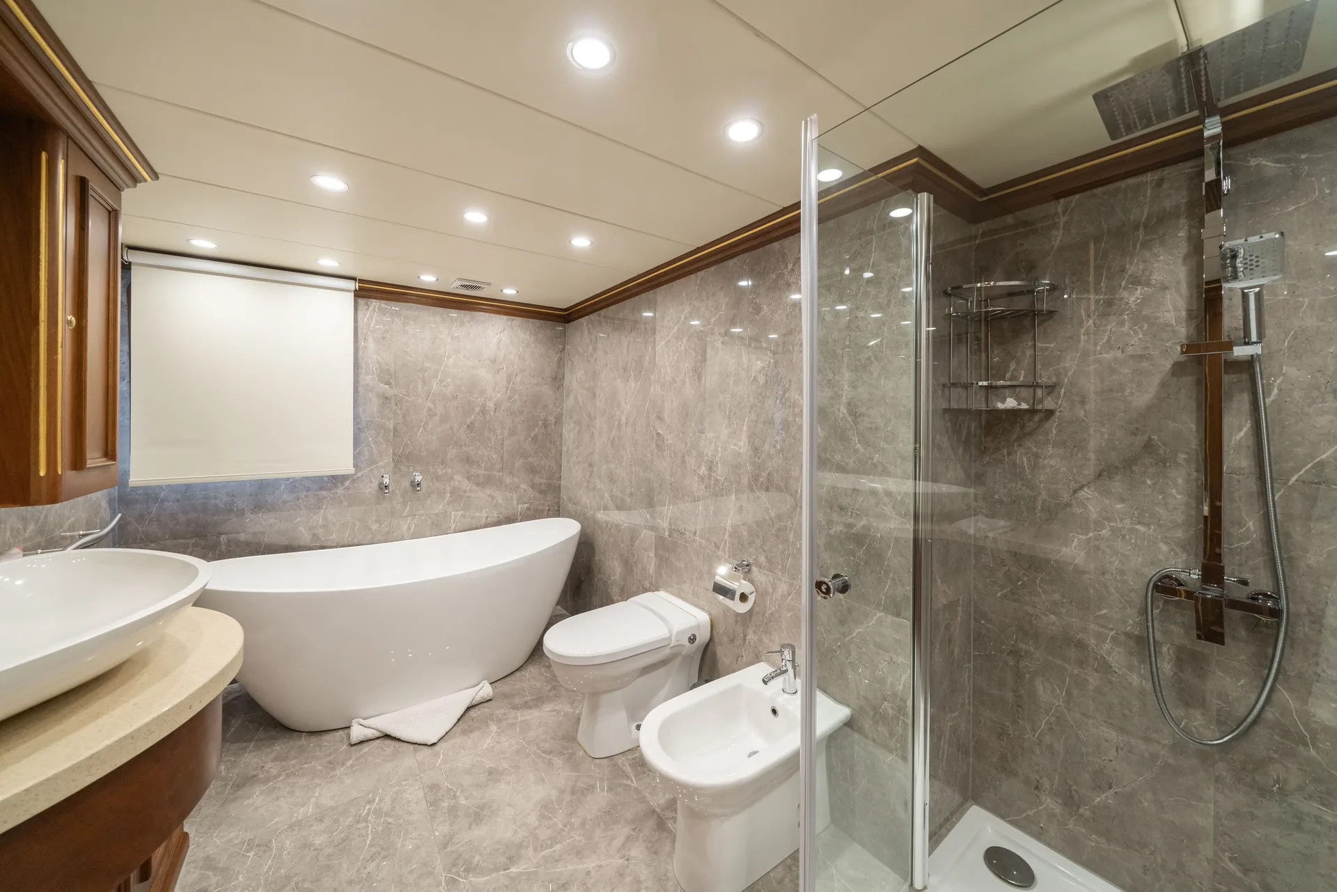 Irama - photo 28 yacht charter Cannes