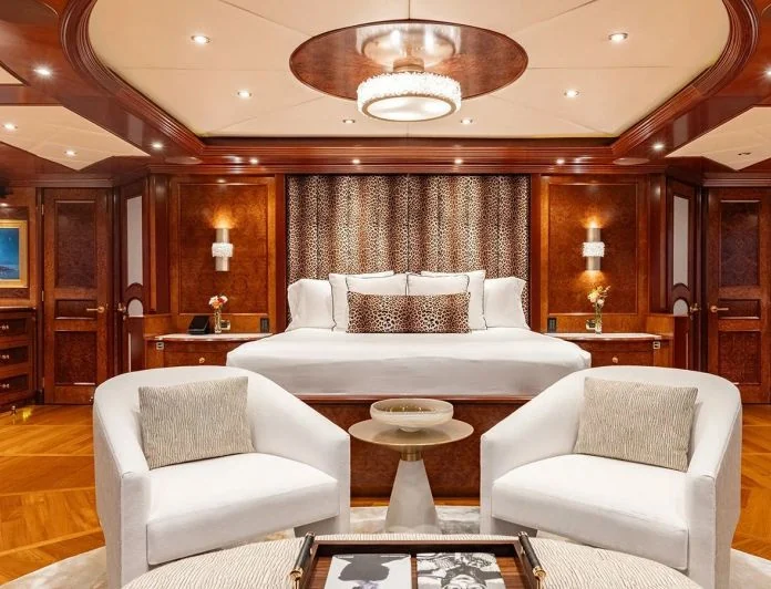 IRON BLONDE - photo 5, IRON BLONDE yacht charter