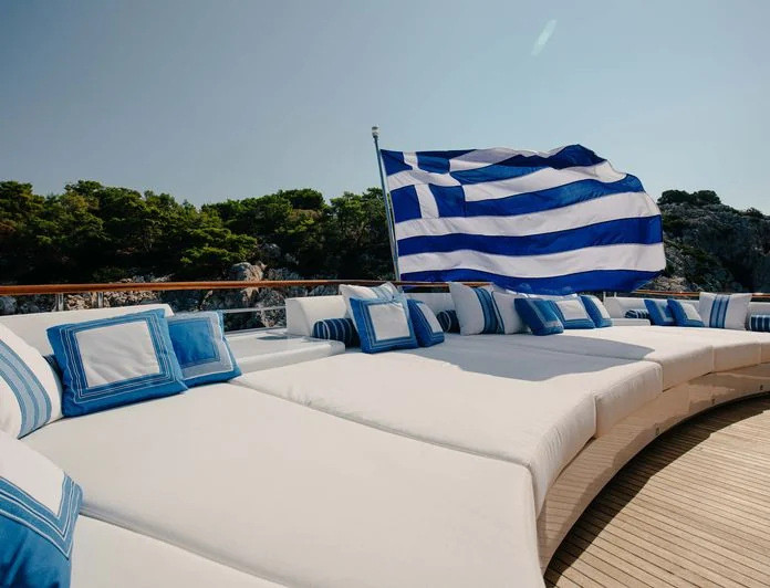 ITOTO - photo 10, ITOTO yacht charter