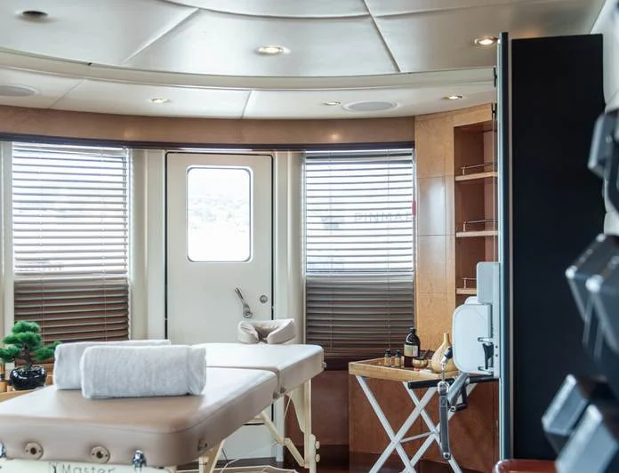 JAGUAR II - photo 6, JAGUAR II yacht charter