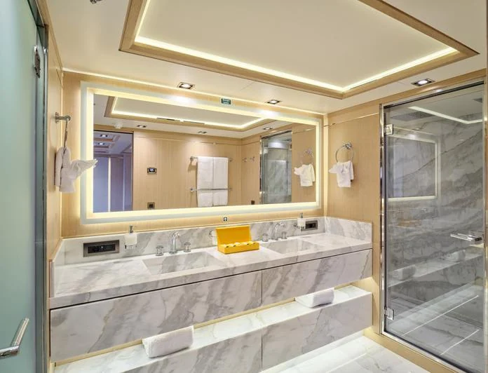 JAZ - photo 7, JAZ yacht charter