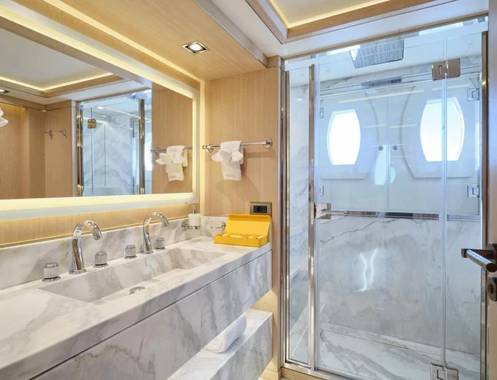 JAZ - photo 8, JAZ yacht charter