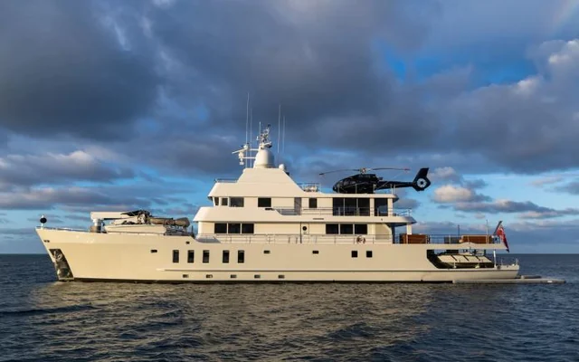 JEMASA - classic yacht for week charter