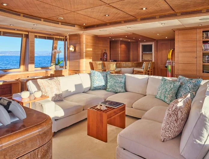 JO I - photo 5, JO I yacht charter