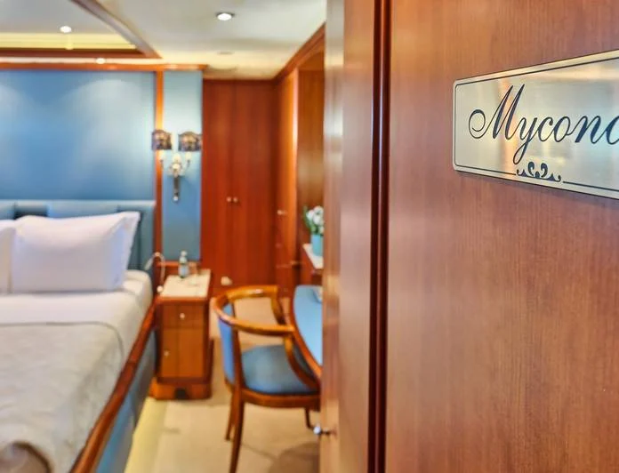 JO I - photo 10, JO I yacht charter