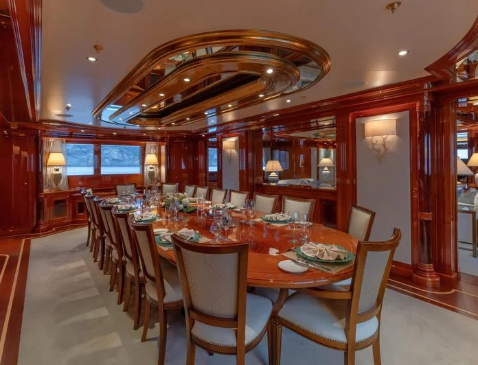 JOIA THE CROWN JEWEL - photo 4, JOIA THE CROWN JEWEL yacht charter